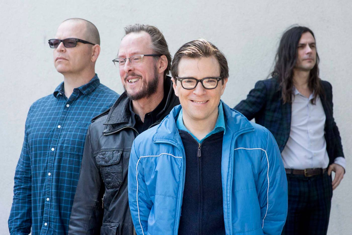 Weezer anuncia edición deluxe de su primer álbum Urbana 106 9 FM